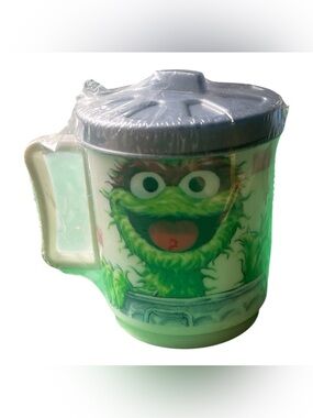 Vintage 70s 80s plastic Oscar the Grouch mug Peter Pan Industries Sesame Street